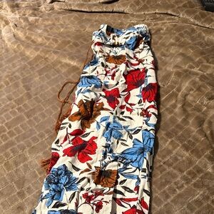 Rafaella Floral Capris - Red, Blue, Brown